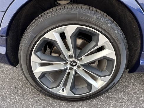 Used 2021 Audi Q7 3.0T Prestige w/ Prestige Package image 9