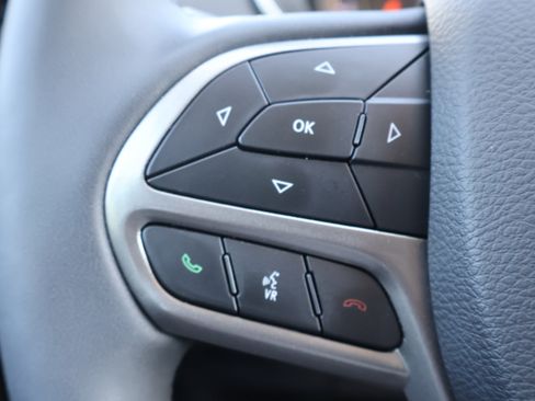 Used 2022 Jeep Cherokee Latitude Lux AWD/4WD image 32