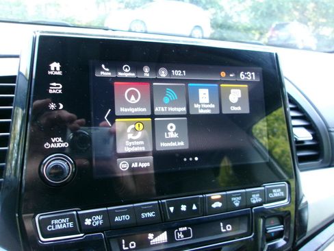 Used 2018 Honda Odyssey Elite image 15