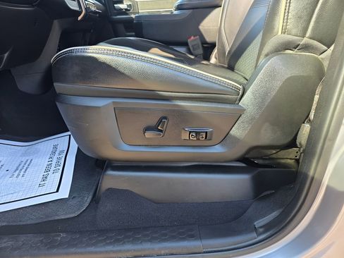 Used 2024 RAM 2500 Laramie w/ Safety Group AWD/4WD image 19