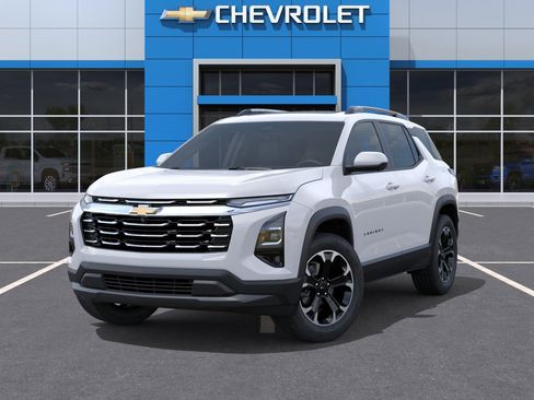 New 2026 Chevrolet Equinox LT w/ Convenience Package II AWD/4WD image 6
