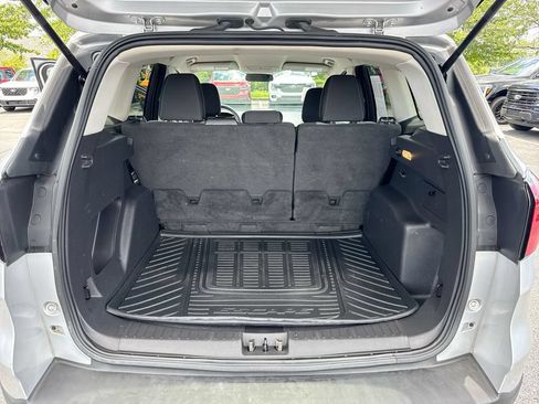 Used 2019 Ford Escape SE FWD image 23