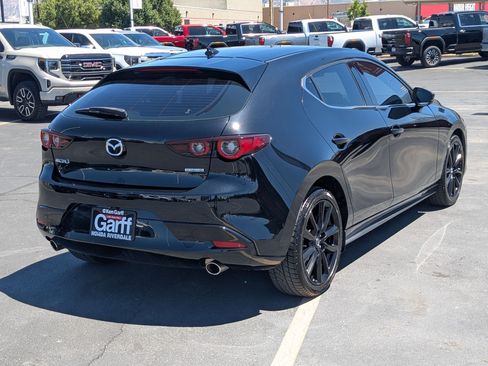 Used 2022 MAZDA MAZDA3 s FWD image 3