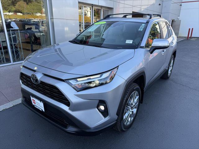 Certified 2022 Toyota RAV4 XLE Premium AWD/4WD image 4