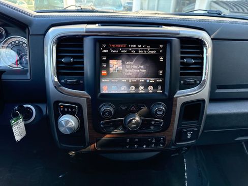 Used 2017 RAM 1500 Laramie image 18