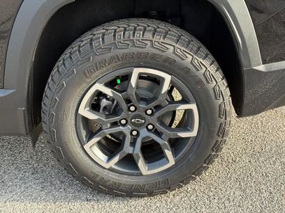 New 2026 Chevrolet Equinox ACTIV w/ LPO, Floor Liner Package