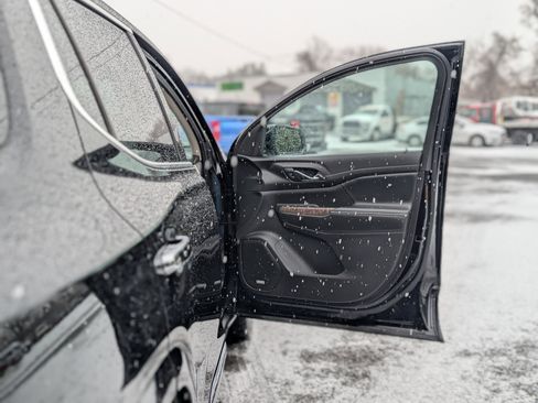 Used 2021 GMC Acadia Denali w/ Denali Ultimate Package image 54