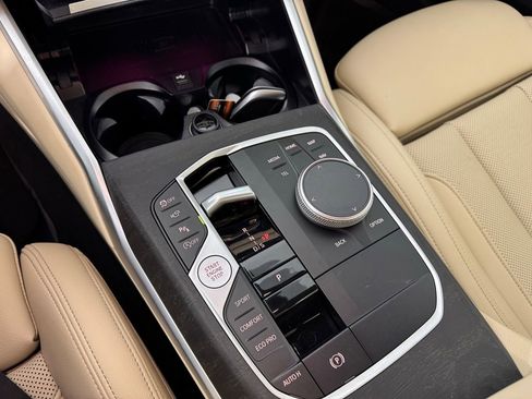 Used 2024 BMW 330i xDrive Sedan w/ Convenience Package image 19