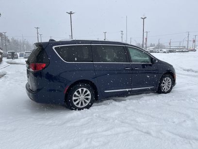 Used 2018 Chrysler Pacifica Touring-L