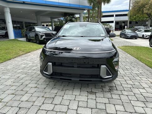 Used 2025 Hyundai Kona SEL FWD image 18