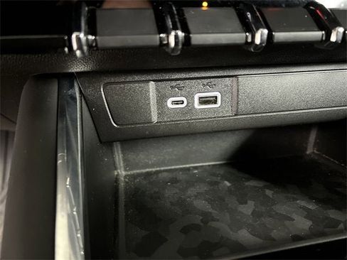 Certified 2024 GMC Canyon AT4 image 34