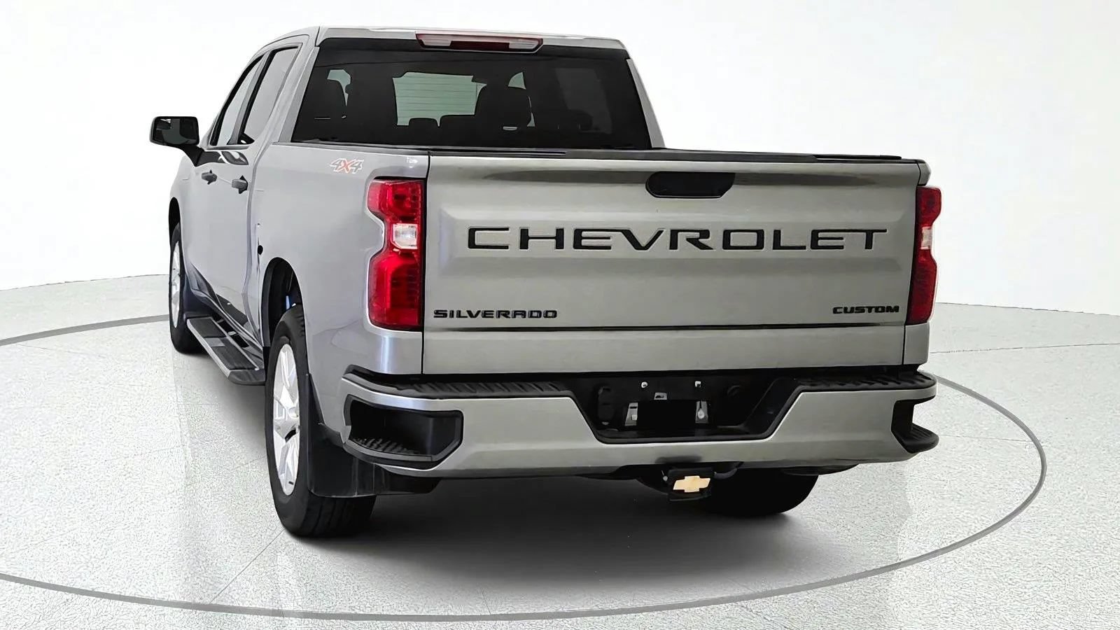 Used 2023 Chevrolet Silverado 1500 Custom w/ LPO, Dark Essentials Package AWD/4WD image 7