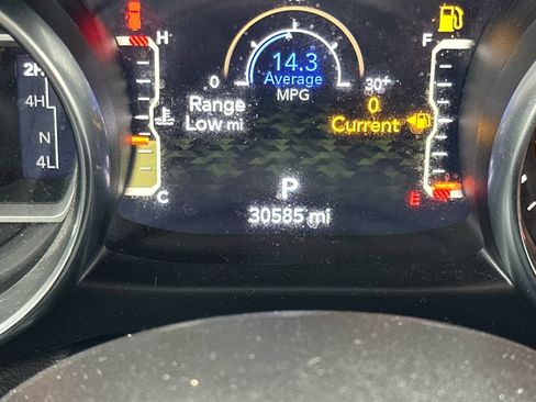 Used 2023 Jeep Wrangler Unlimited Rubicon image 28