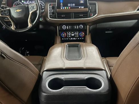 Used 2021 Chevrolet Tahoe High Country w/ Premium Package AWD/4WD image 24