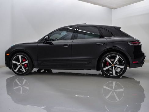 Used 2022 Porsche Macan S AWD/4WD image 2