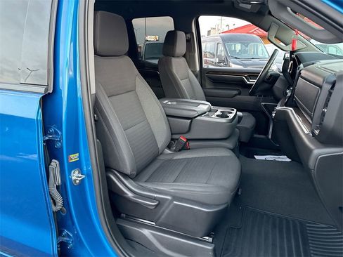 Used 2022 GMC Sierra 1500 Elevation image 25