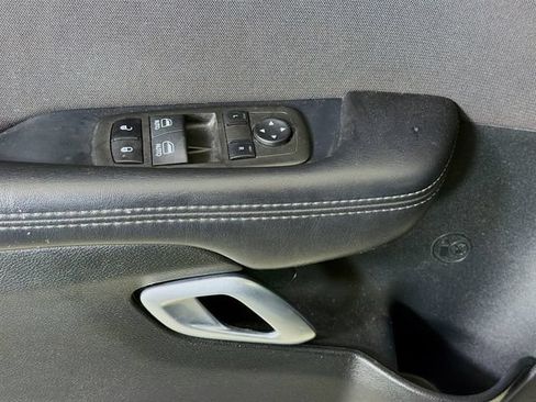 Used 2022 Dodge Challenger GT RWD image 18