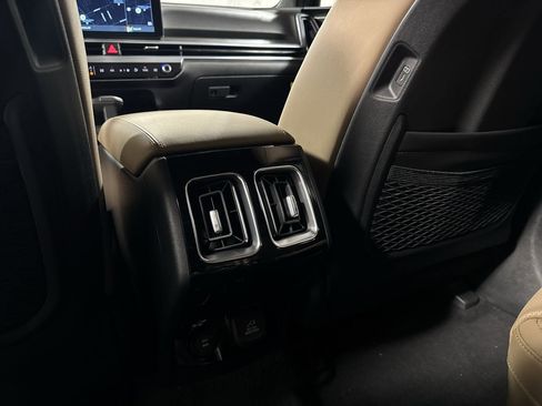 New 2026 Kia Sorento SX Prestige w/ Olive Brown Leather Package image 32