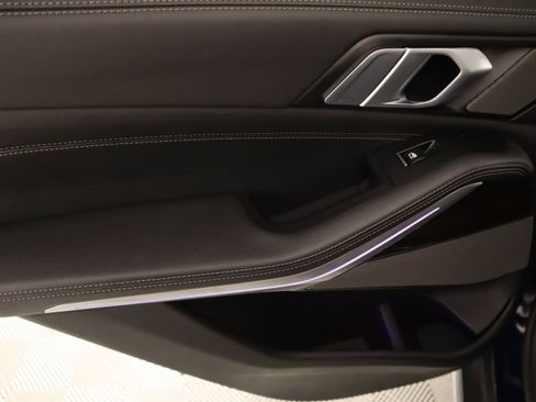 Used 2025 BMW X5 xDrive40i image 18