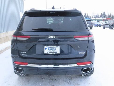 Used 2024 Jeep Grand Cherokee Overland w/ Luxury Tech Group IV image 12