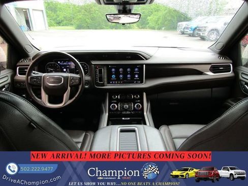 Used 2021 GMC Yukon XL Denali w/ Denali Ultimate Package AWD/4WD image 13