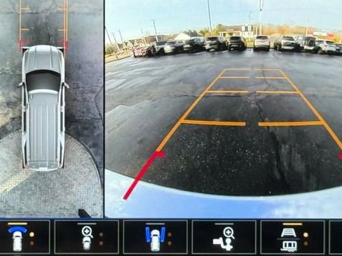 Used 2022 GMC Yukon SLT w/ SLT Luxury Package image 41