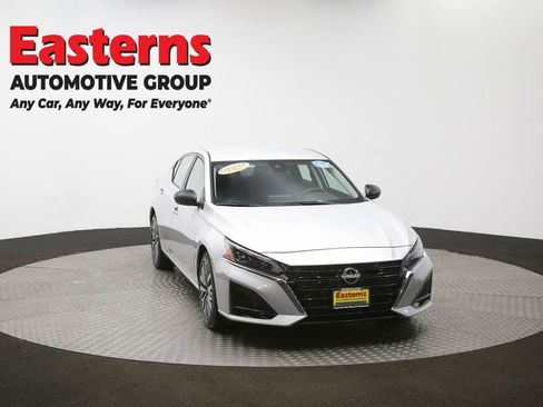 Used 2024 Nissan Altima 2.5 SV image 51