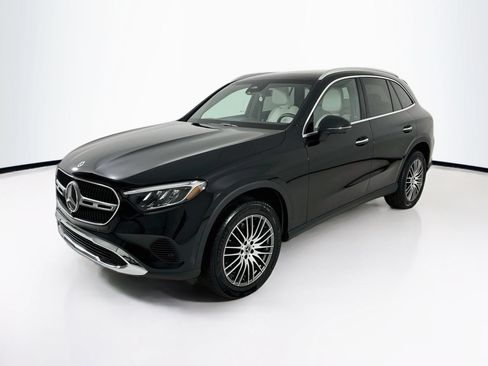 Certified 2026 Mercedes-Benz GLC 300 4MATIC image 3