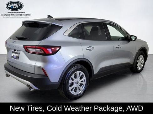 Used 2023 Ford Escape Active AWD/4WD image 3
