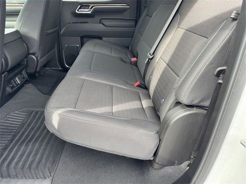 Certified 2025 Chevrolet Silverado 1500 LT image 10