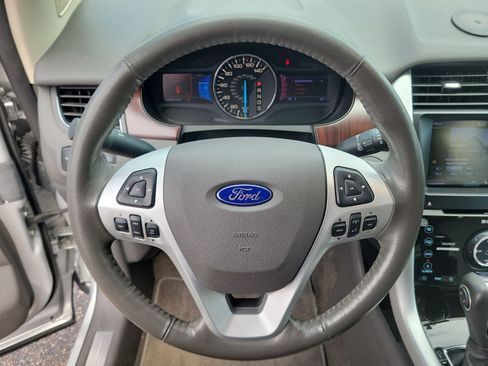 Used 2013 Ford Edge Limited w/ Driver Entry Pkg FWD image 29