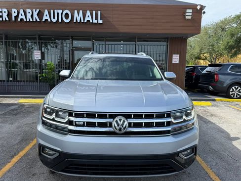 Used 2019 Volkswagen Atlas SEL FWD image 2
