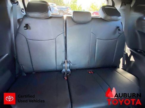 Certified 2025 Toyota Sienna XLE Woodland Edition AWD/4WD image 24