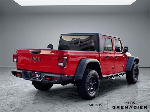 Used 2022 Jeep Gladiator Mojave w/ Trailer Tow Package image 7