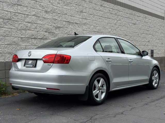 Used 2014 Volkswagen Jetta TDI FWD image 32