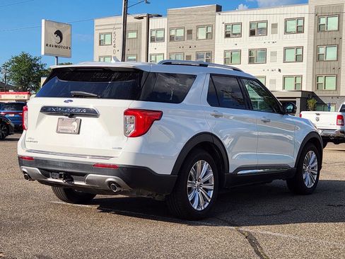 Used 2020 Ford Explorer Limited w/ Class III Trailer Tow Package image 11