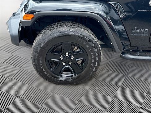 Used 2021 Jeep Gladiator Sport image 34
