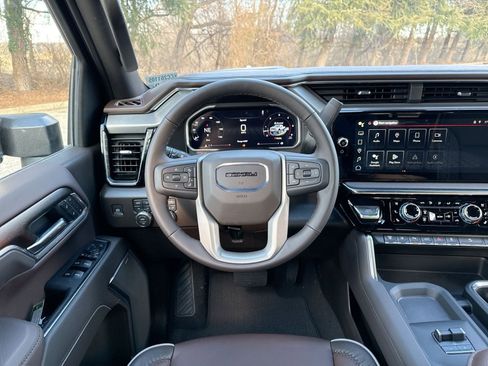 New 2026 GMC Sierra 3500 Denali w/ Denali Reserve Package image 16