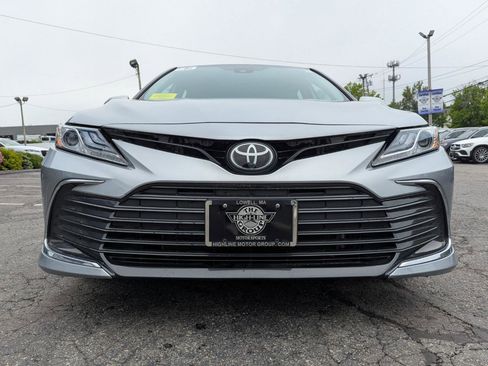 Used 2023 Toyota Camry XLE w/ Cold Weather Package AWD/4WD image 4