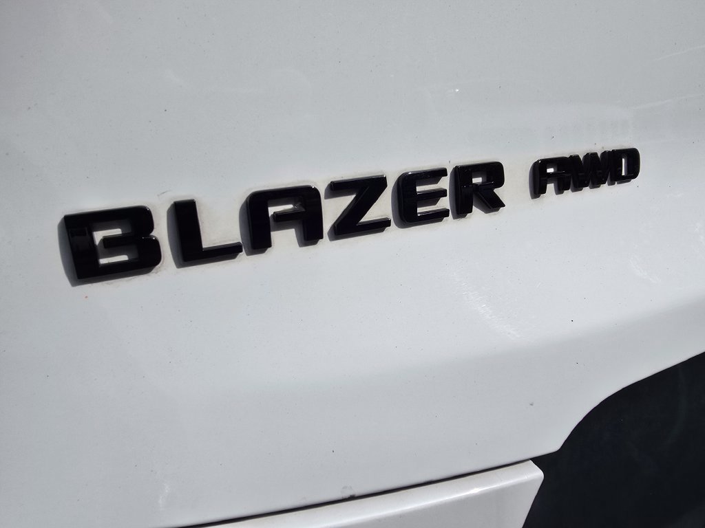 Used 2022 Chevrolet Blazer LT AWD/4WD image 16