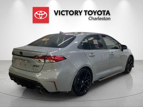 Used 2021 Toyota Corolla SE w/ Carpet Mat Package (TMS) image 7