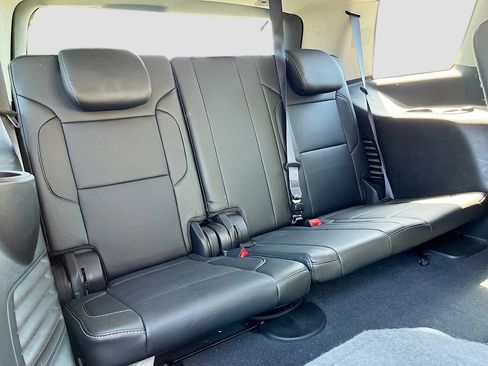 Used 2019 Chevrolet Tahoe Premier AWD/4WD image 29
