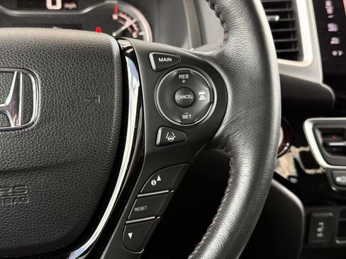 Used 2017 Honda Ridgeline Black Edition image 31
