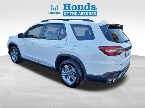 Used 2026 Honda Pilot EX-L image 3