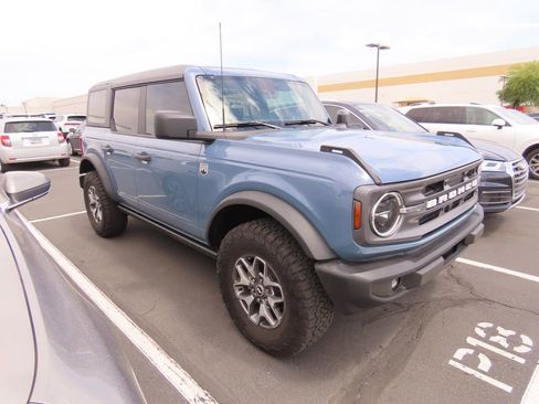 Used 2024 Ford Bronco Big Bend image 2