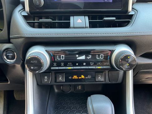 Certified 2024 Toyota RAV4 XLE w/ Convenience Package AWD/4WD image 19