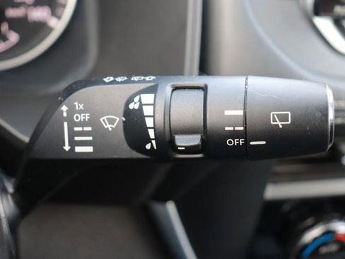 Used 2023 Nissan Rogue SV image 23