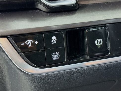 Certified 2023 Kia Sportage EX AWD/4WD image 10