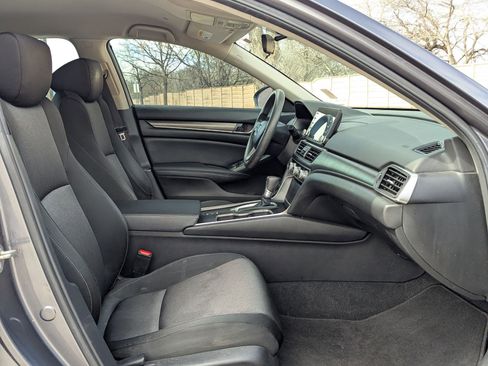 Used 2020 Honda Accord LX image 25
