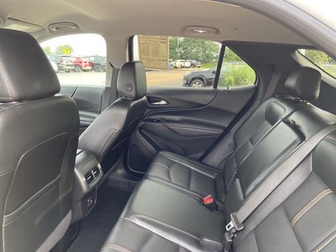 Used 2023 Chevrolet Equinox Premier AWD/4WD image 17